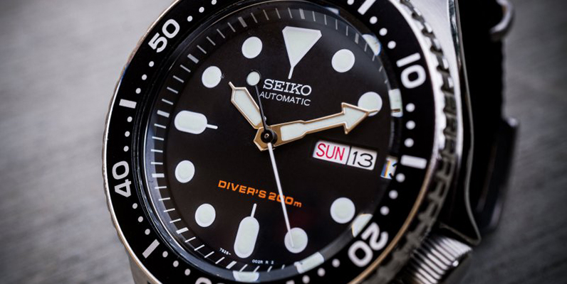 SEIKO 腕時計 SKX007 (説明書付き)